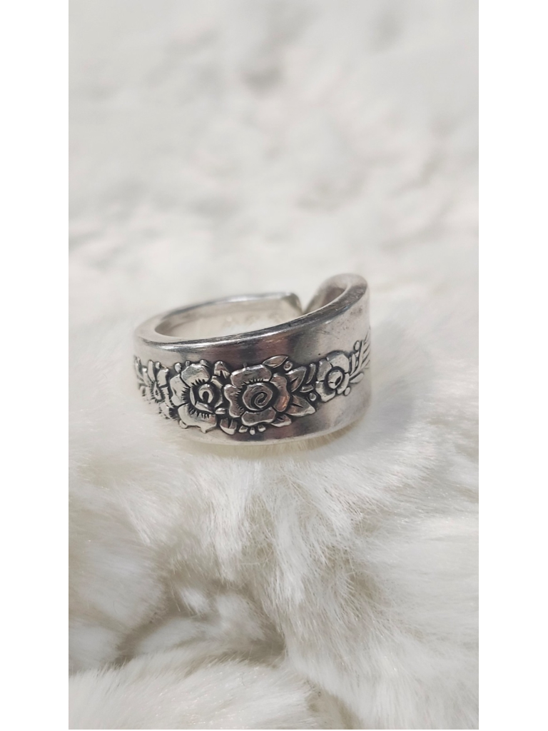 Silverwear Ring Size 8 Oneida Silverplate Royal Rose